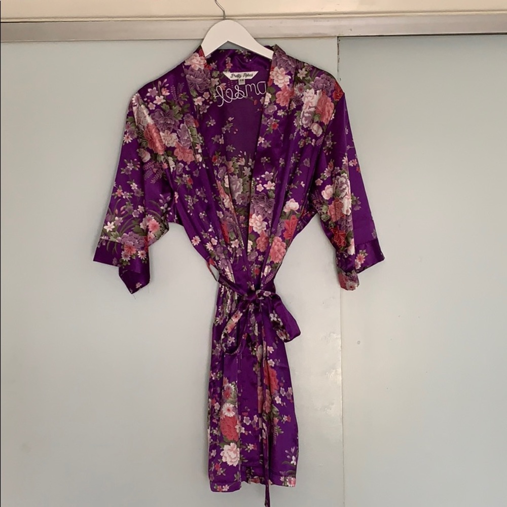 Purple floral satin robe w belt & inside ties